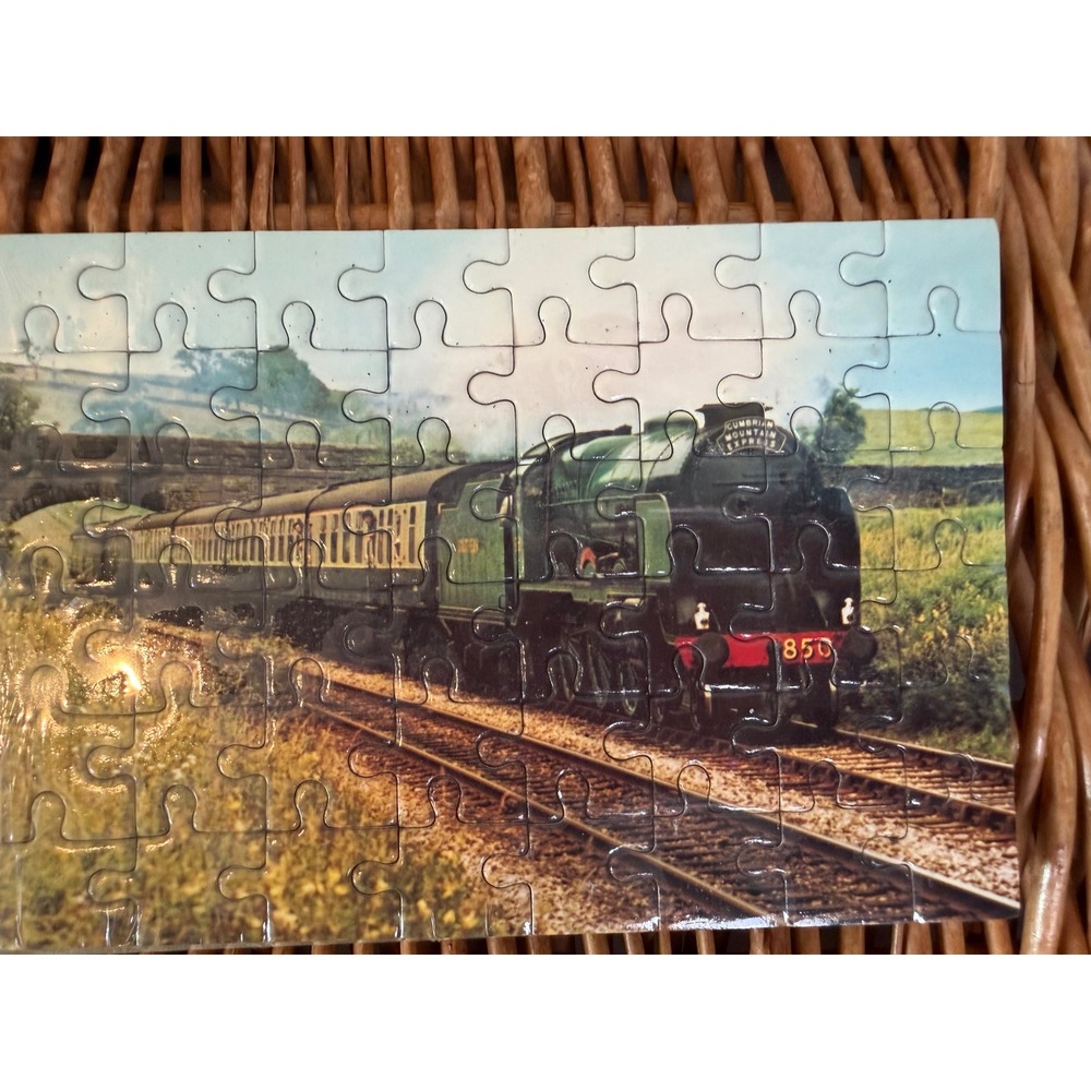 Cumbrian Mountain Express 850 Steam Train Mini Jigsaw Puzzle 40 Pieces 6x4